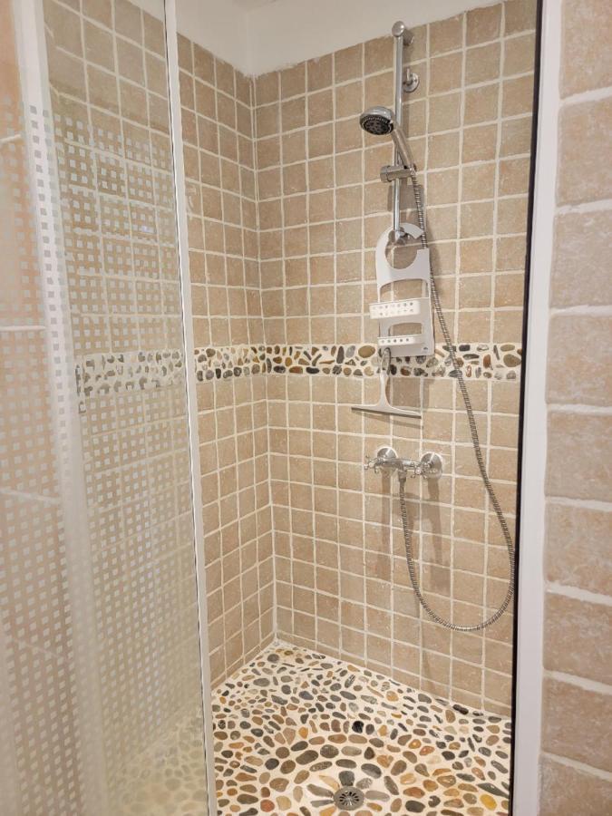 Bastide De L'Oliveraie Avec Jacuzzi Jouques Kültér fotó
